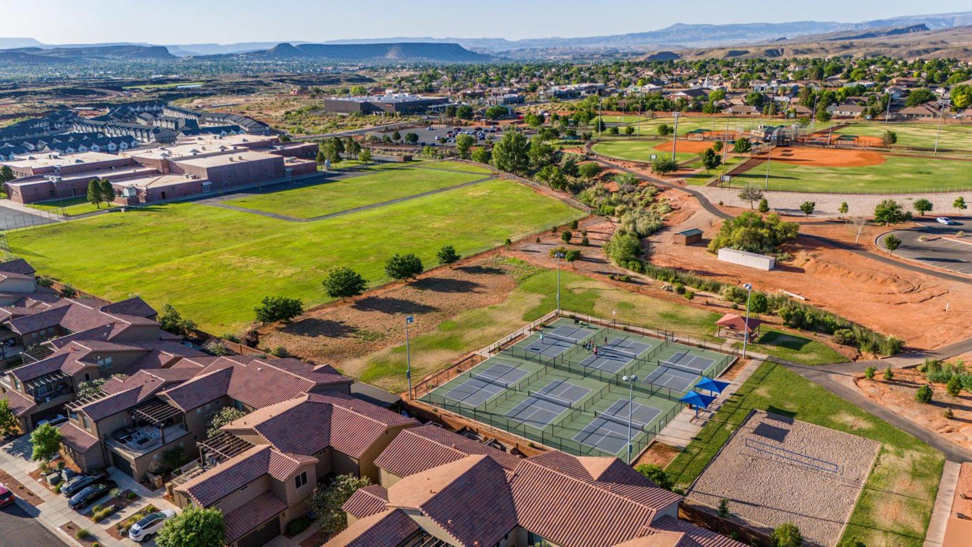 Ocotillo Springs 21 Sleeps 22 Guests, Fire Pit, Community Pool And Hot Tub Santa Clara Exterior foto