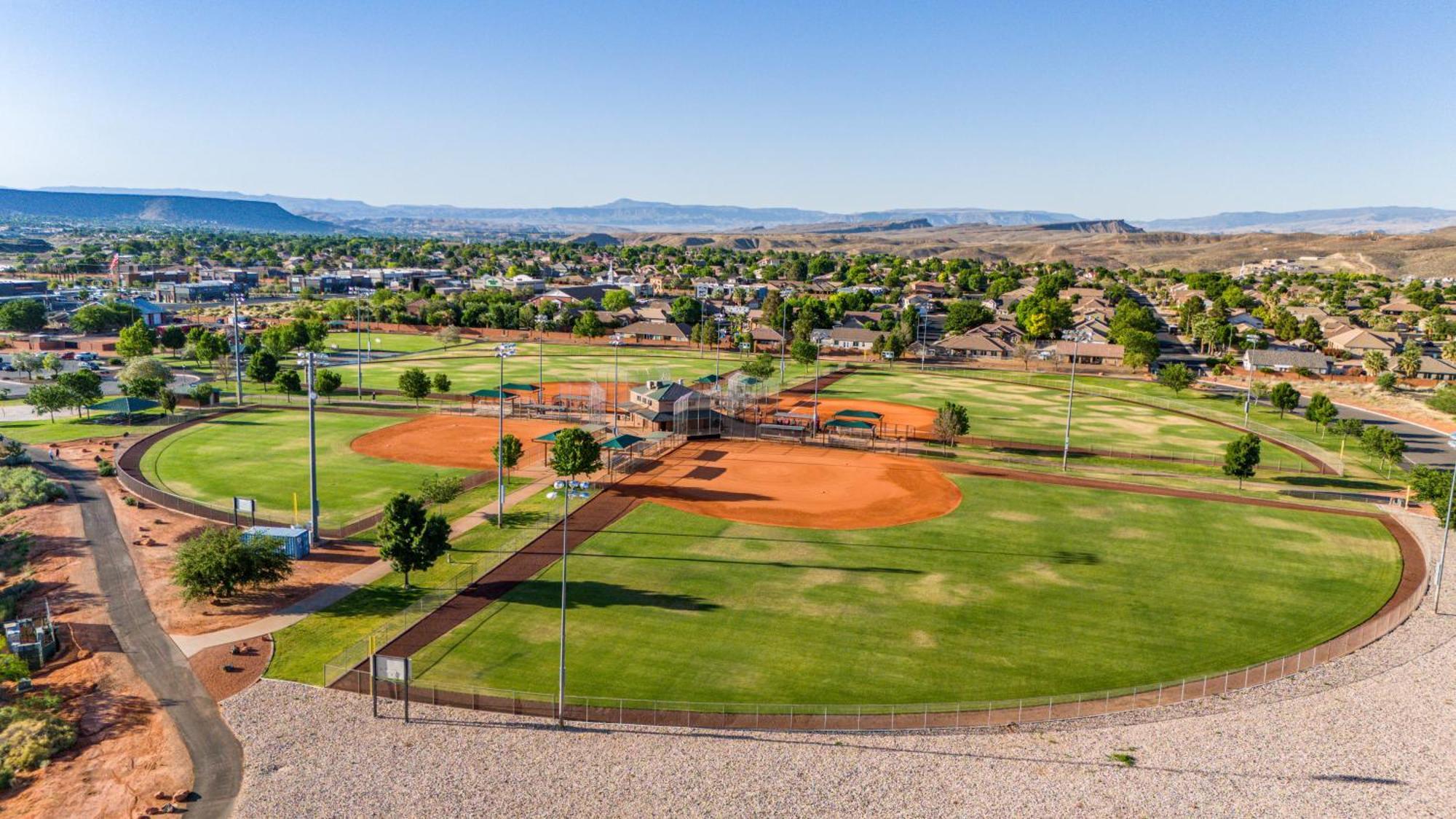 Ocotillo Springs 21 Sleeps 22 Guests, Fire Pit, Community Pool And Hot Tub Santa Clara Exterior foto